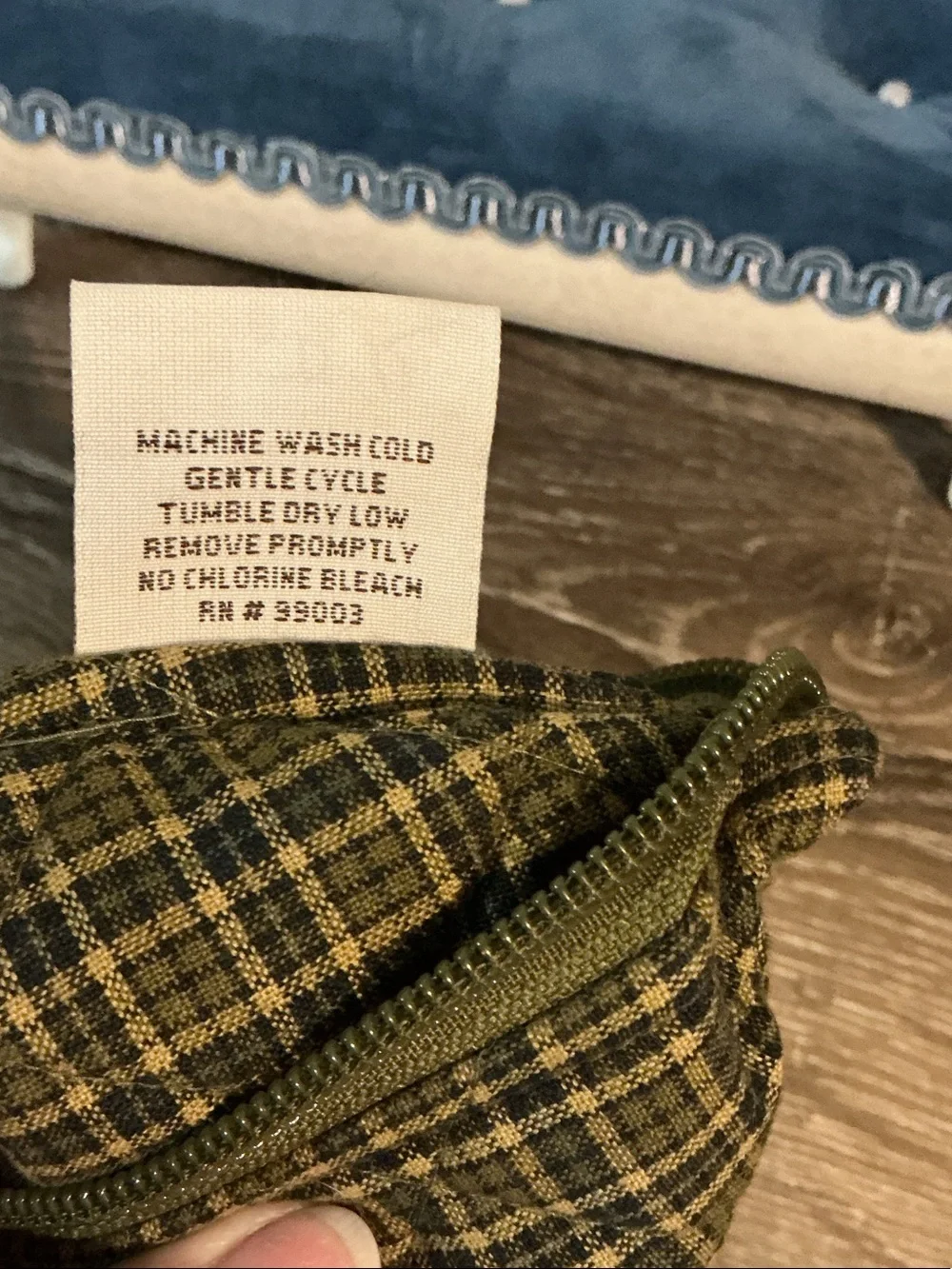 Bella Taylor Victorian Heart Olive Plaid Cosmetic Pouch Bag 7” x 4” x 1.25” EUC